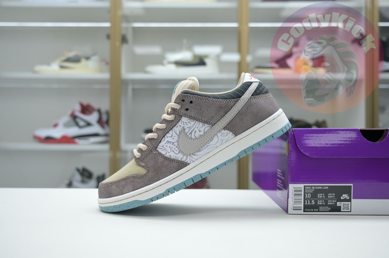 Nike SB Dunk Low