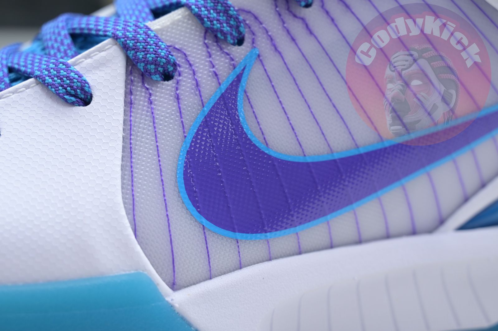 Nike Zoom Kobe 4 Protro