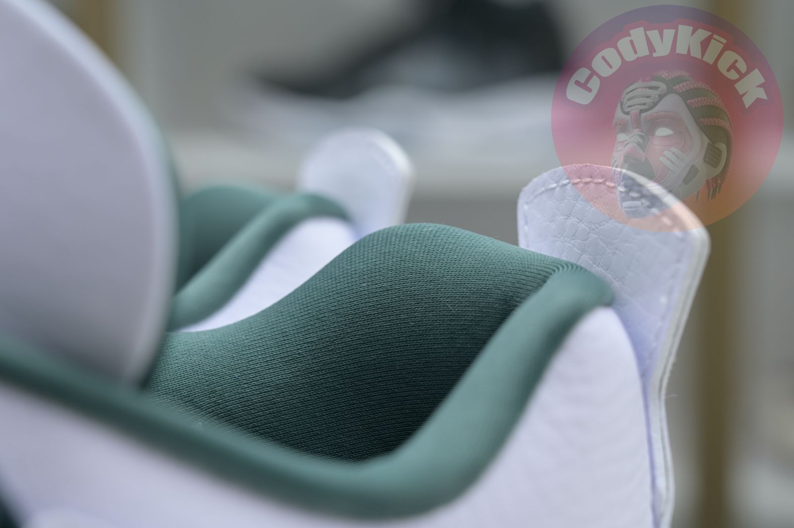 Air Jordan 4 Oxidized Green