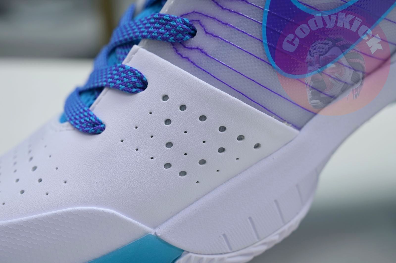 Nike Zoom Kobe 4 Protro