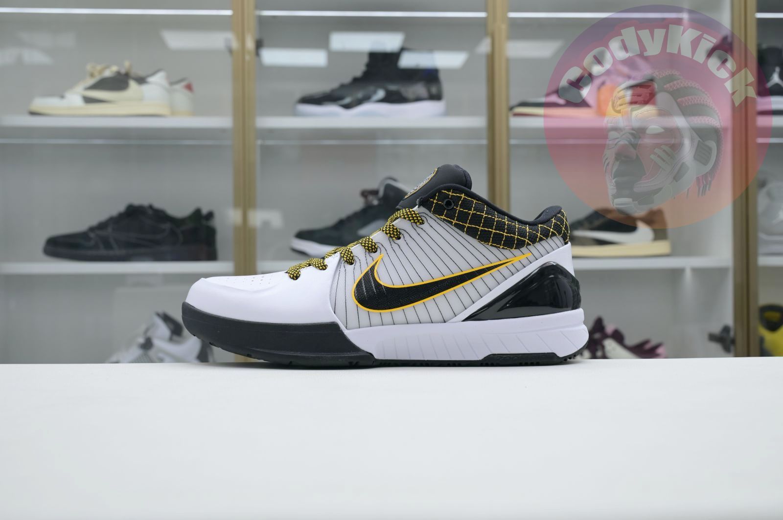 Nike Zoom Kobe 4 Protro