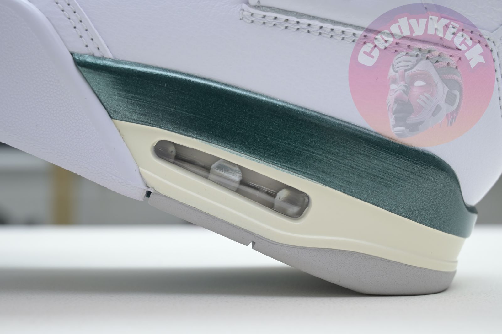 Air Jordan 4 Oxidized Green