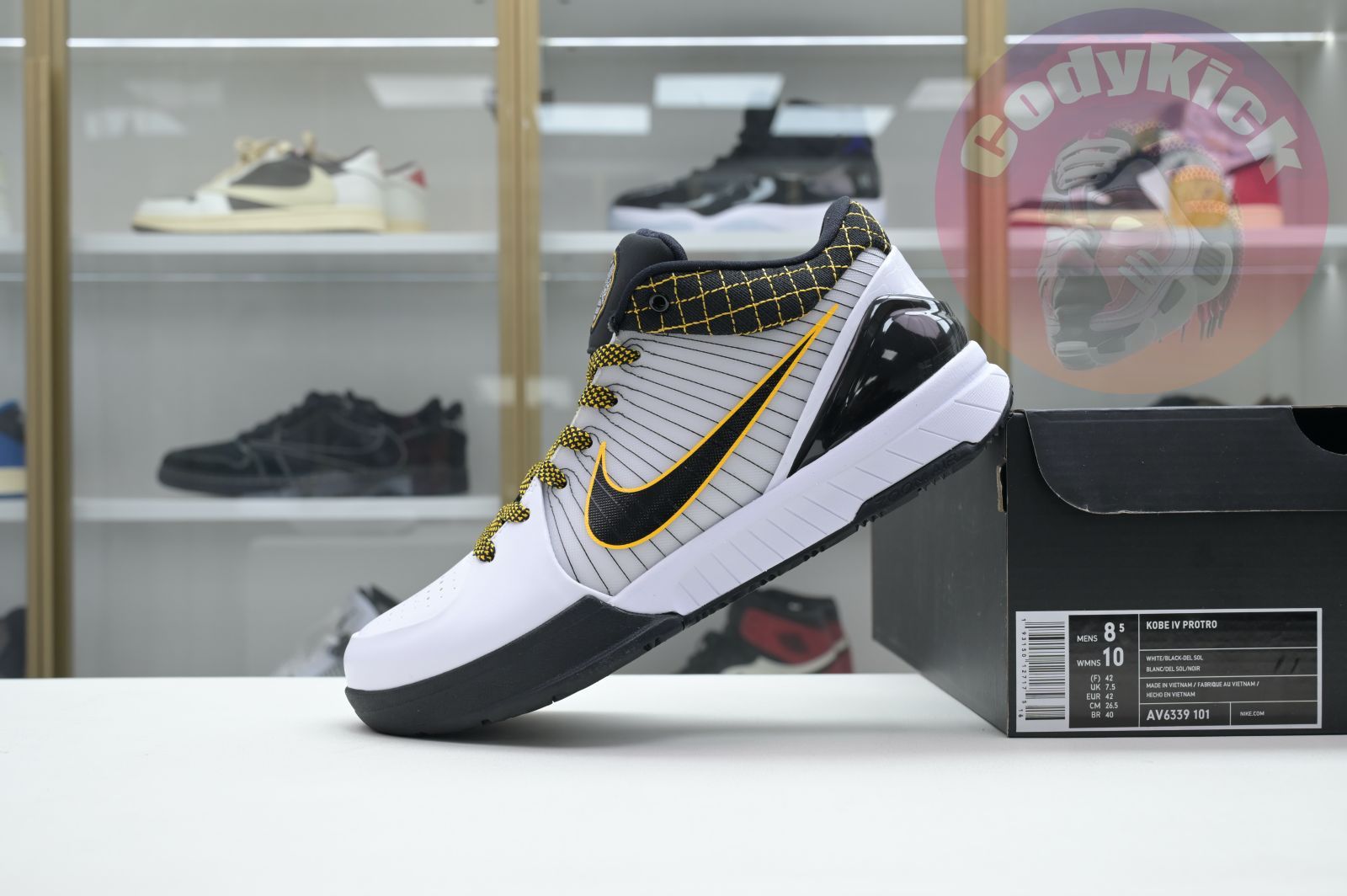 Nike Zoom Kobe 4 Protro