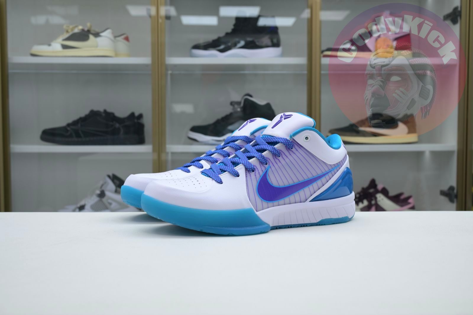 Nike Zoom Kobe 4 Protro