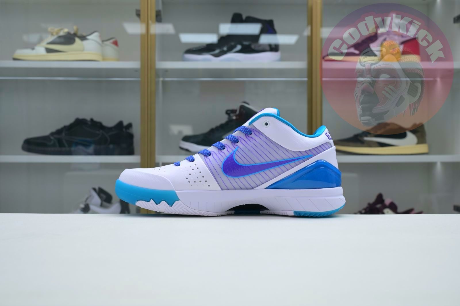 Nike Zoom Kobe 4 Protro