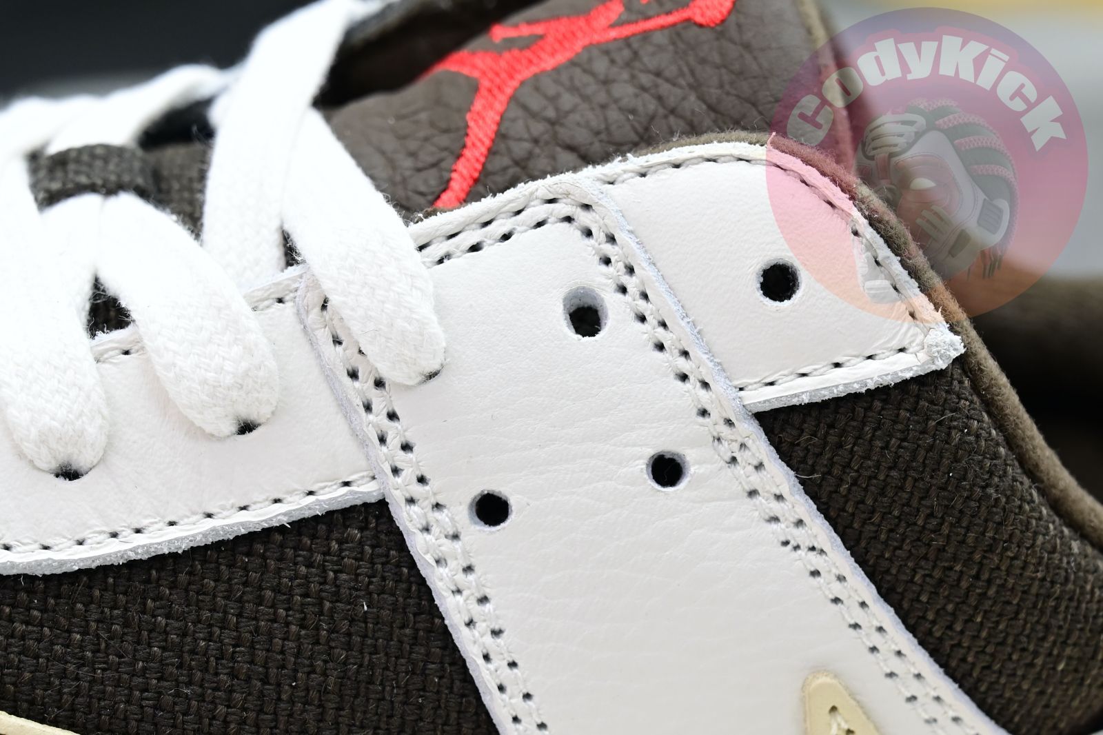 Travis Scott x Jordan Executive The Check