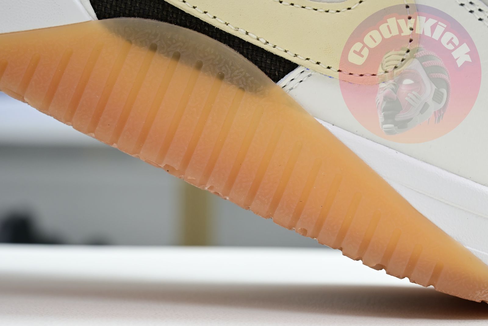 Travis Scott x Jordan Executive The Check