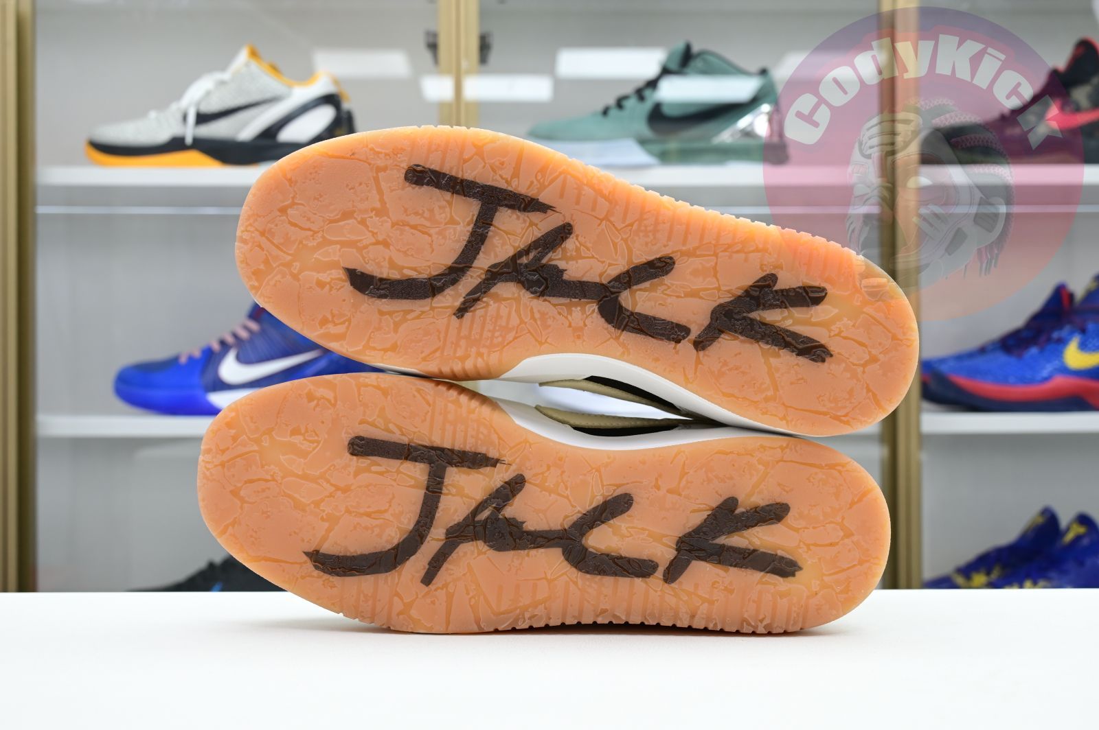 Travis Scott x Jordan Executive The Check