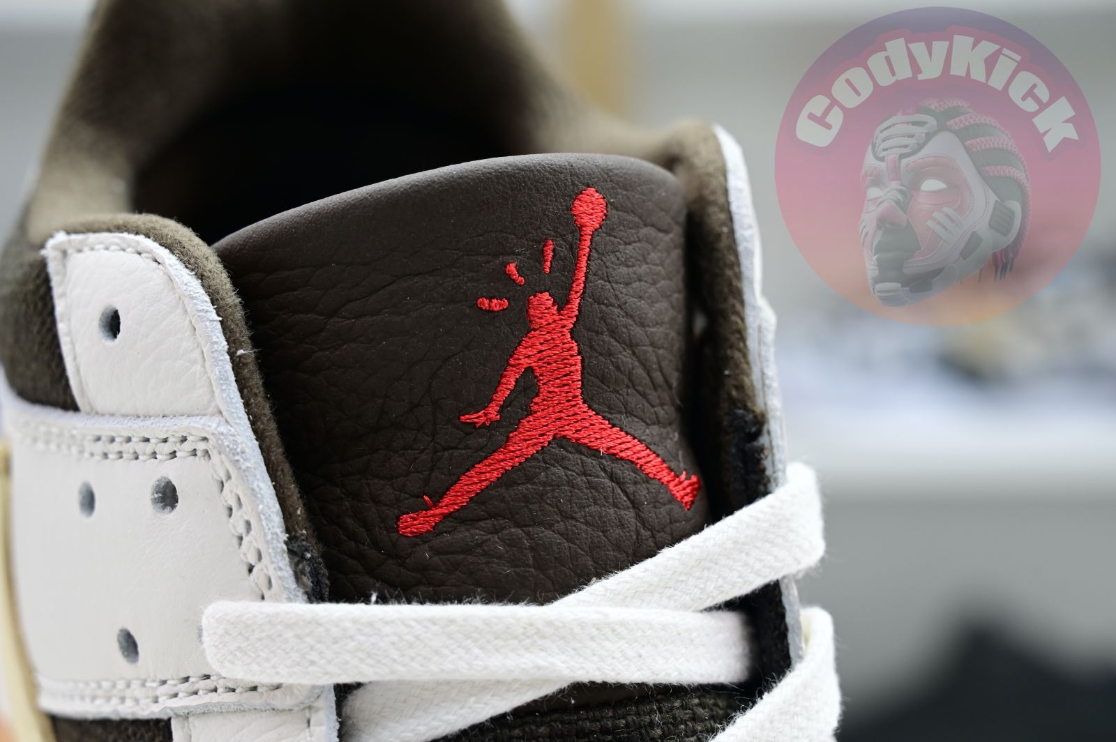 Travis Scott x Jordan Executive The Check