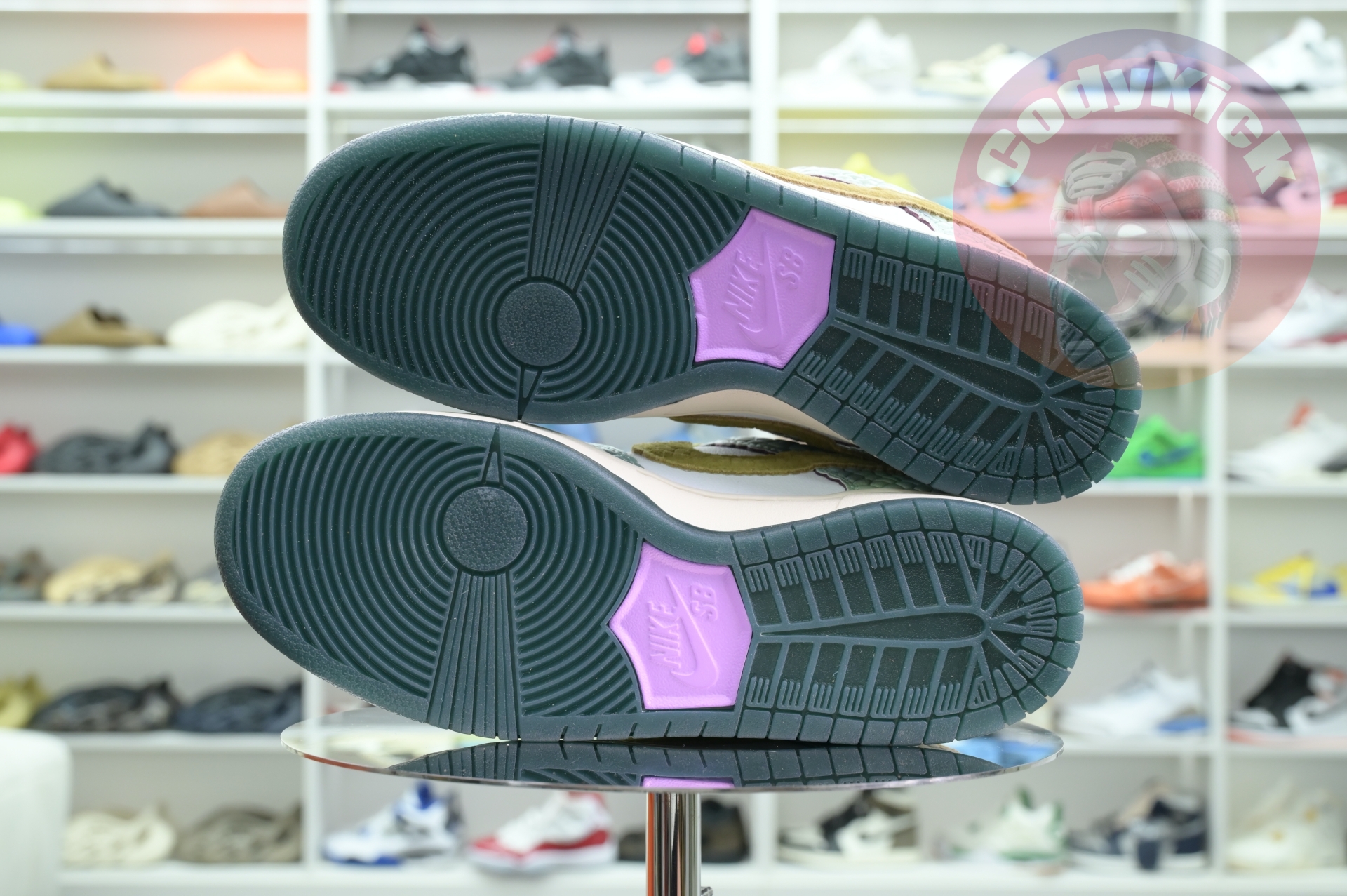 Alexis Sablone x Nike Dunk SB Low