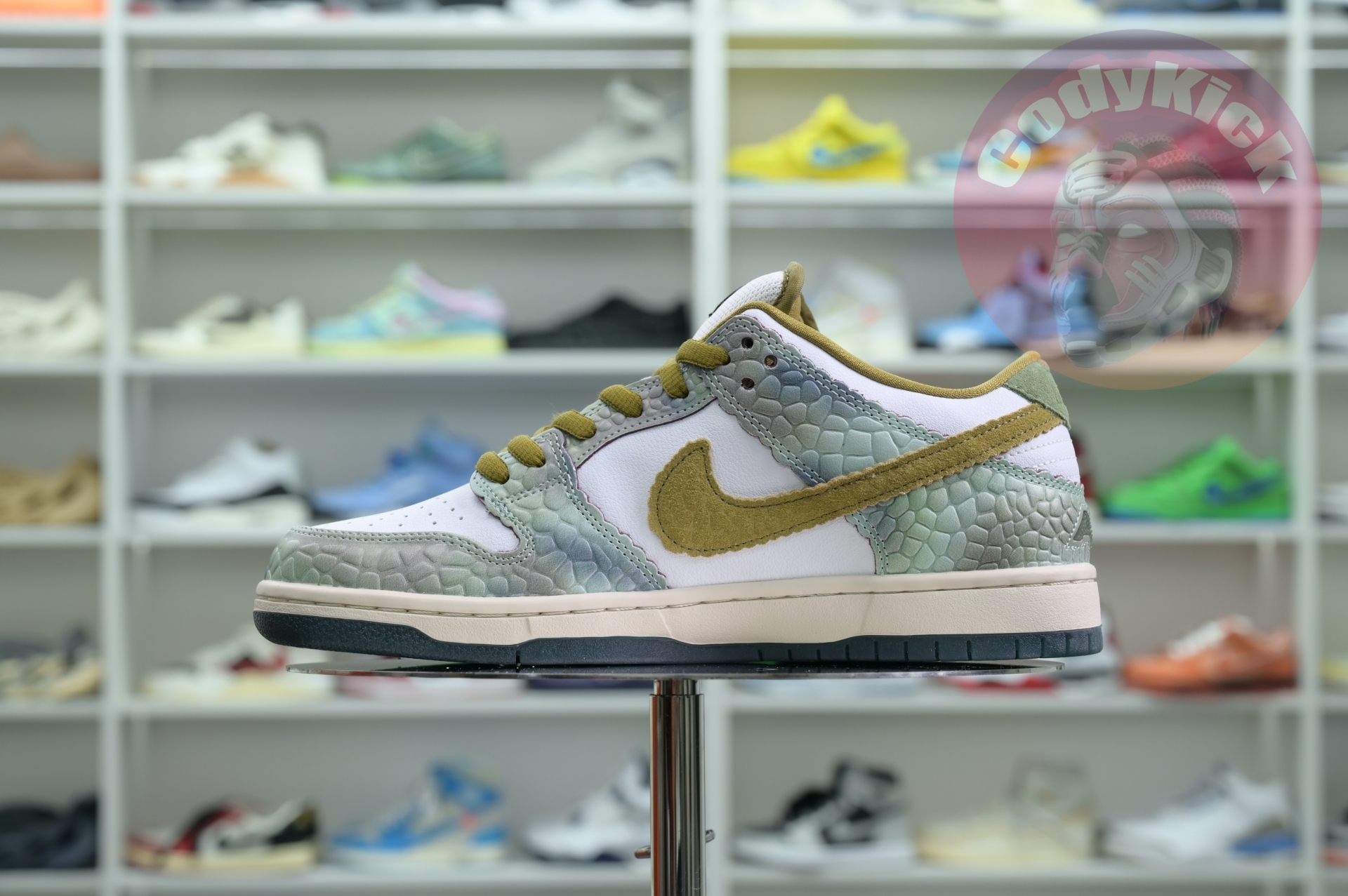 Alexis Sablone x Nike Dunk SB Low