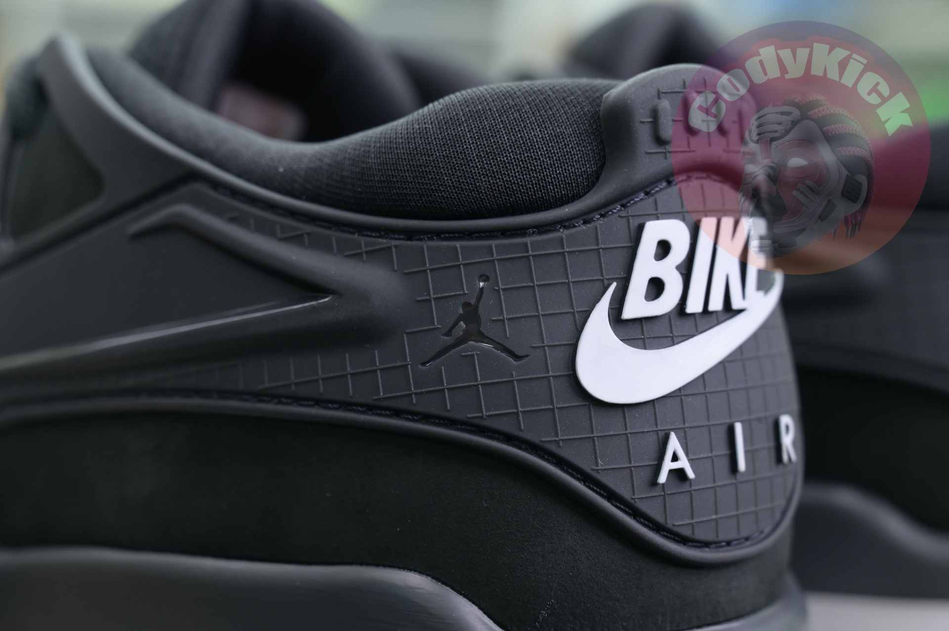 Nigel Sylvester x Jordan Air Jordan 4 RM SP “Anthracite”