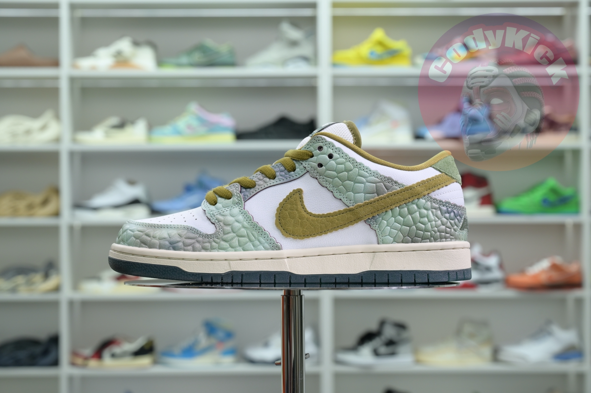 Alexis Sablone x Nike Dunk SB Low