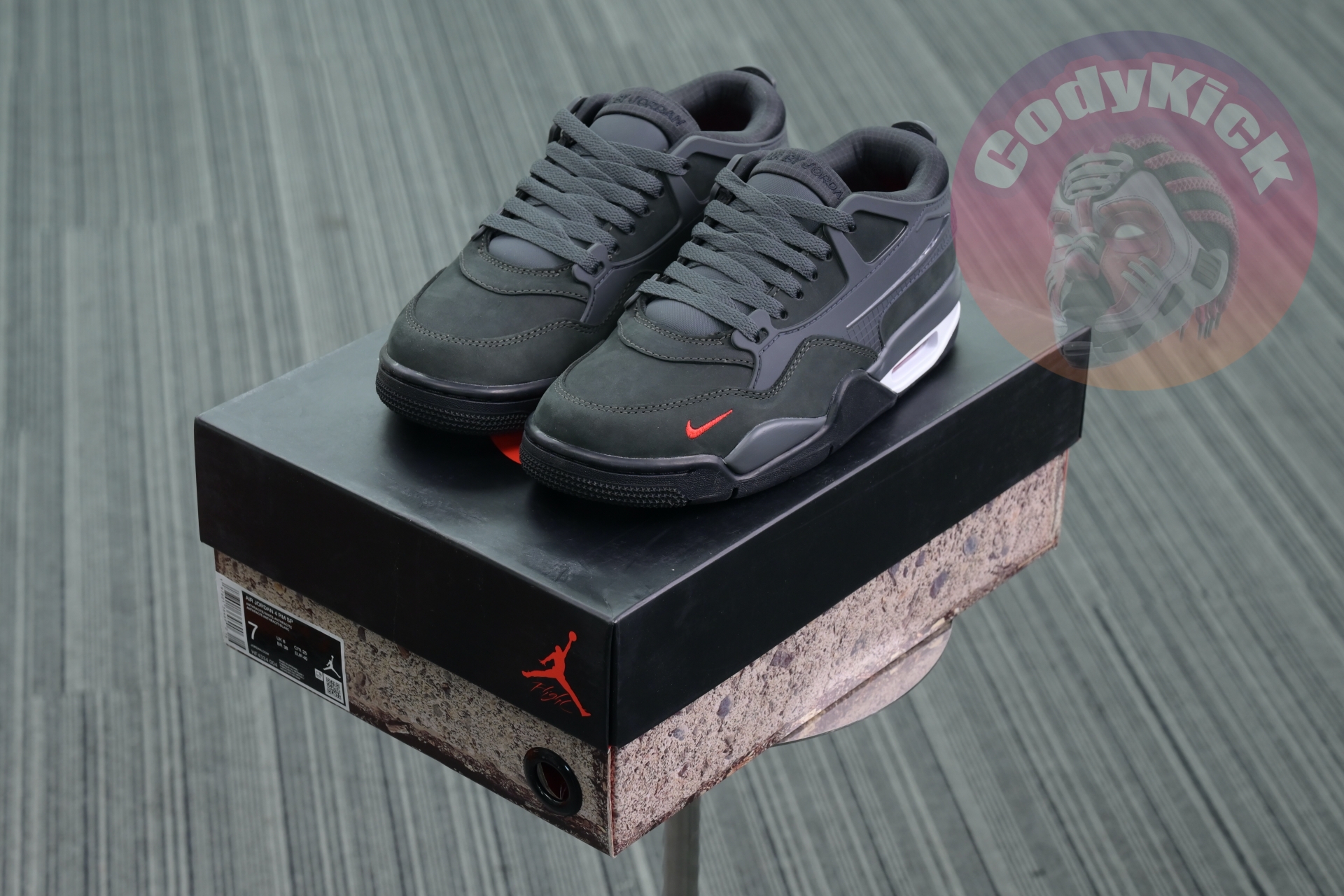 Nigel Sylvester x Jordan Air Jordan 4 RM SP “Anthracite”