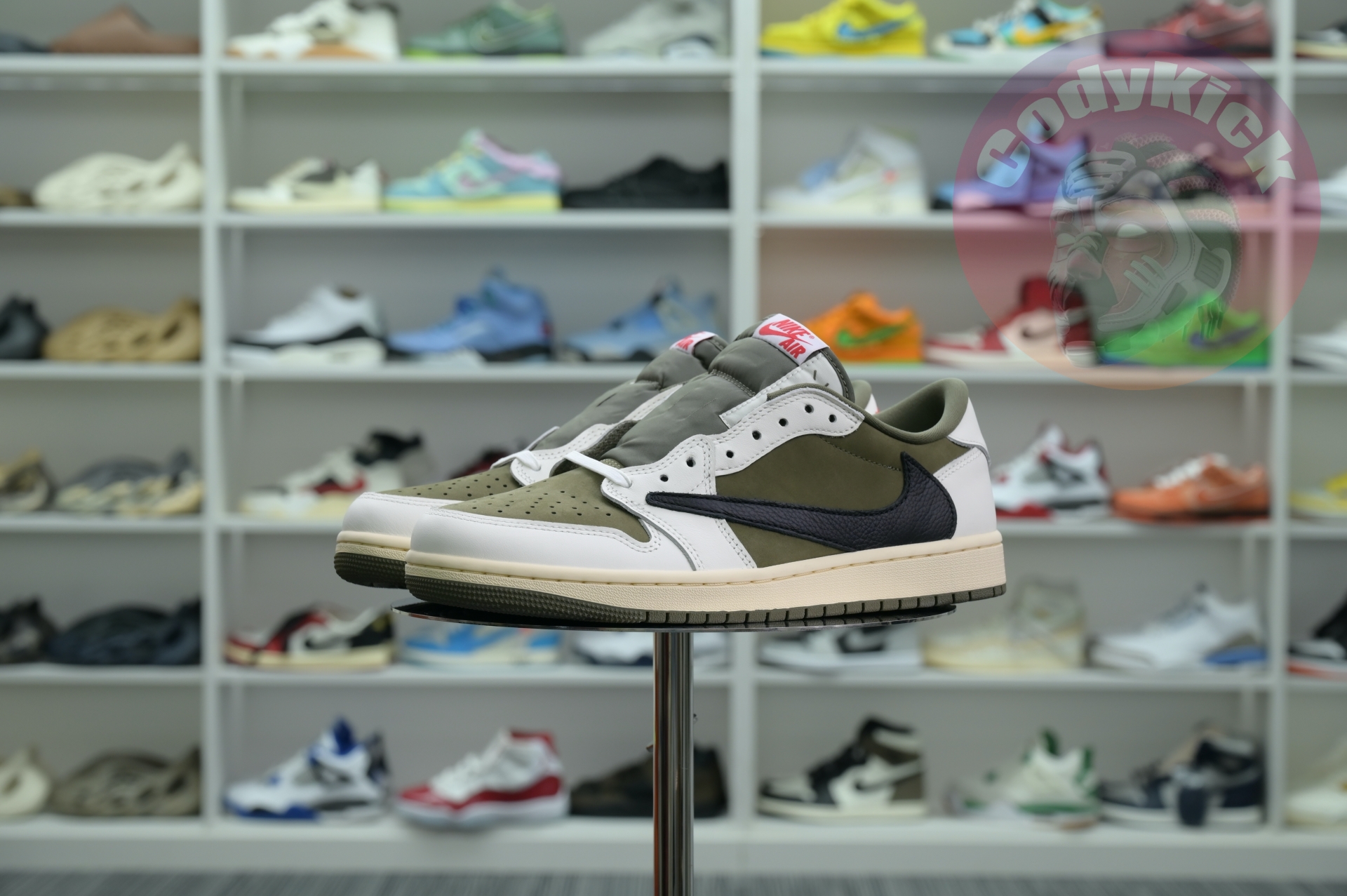 Travis Scott x Jordan Air Jordan 1 Low OG “Medium Olive”