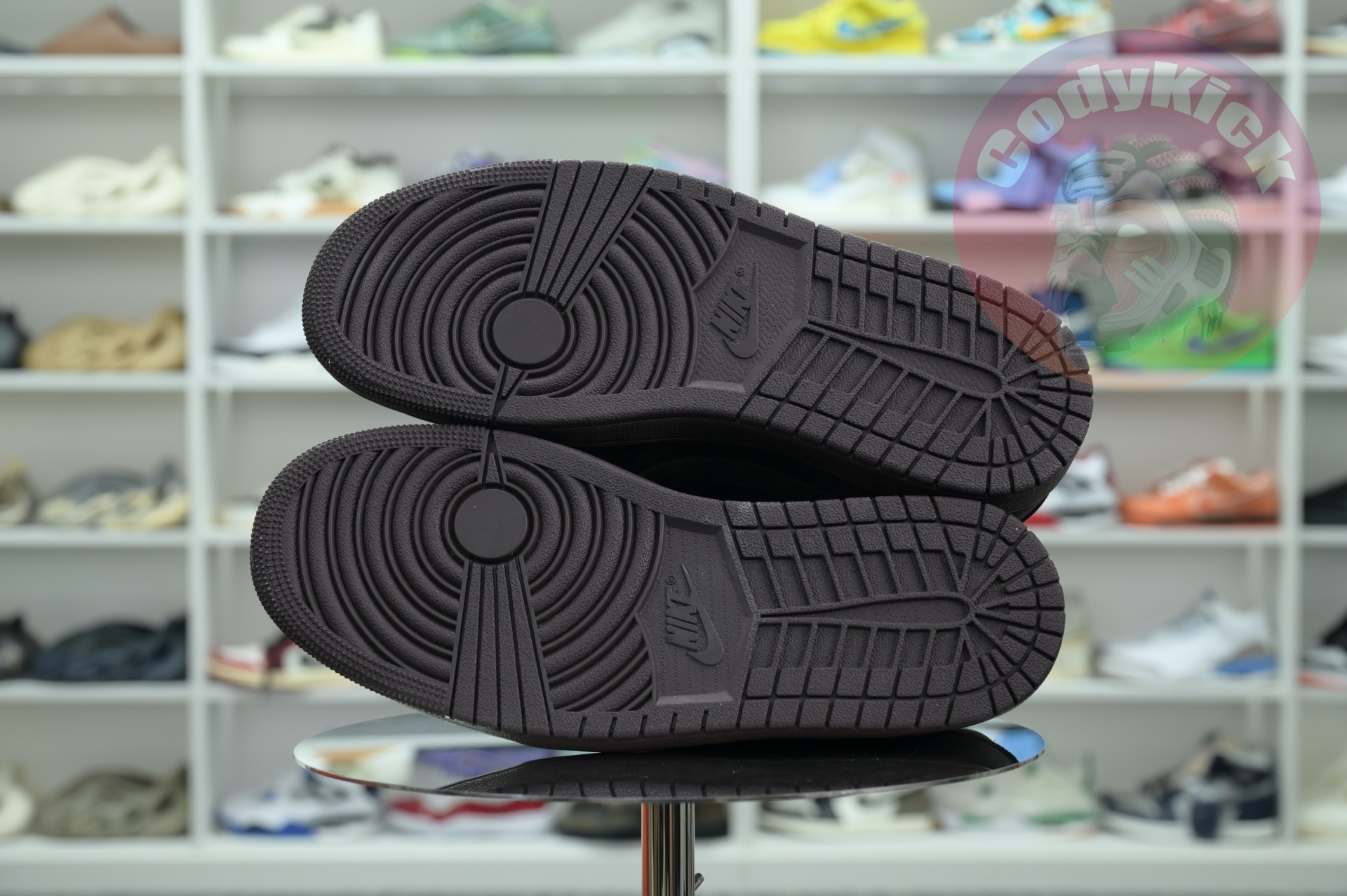 Travis Scott x Jordan Air Jordan 1 Low OG“Velvet Brown”