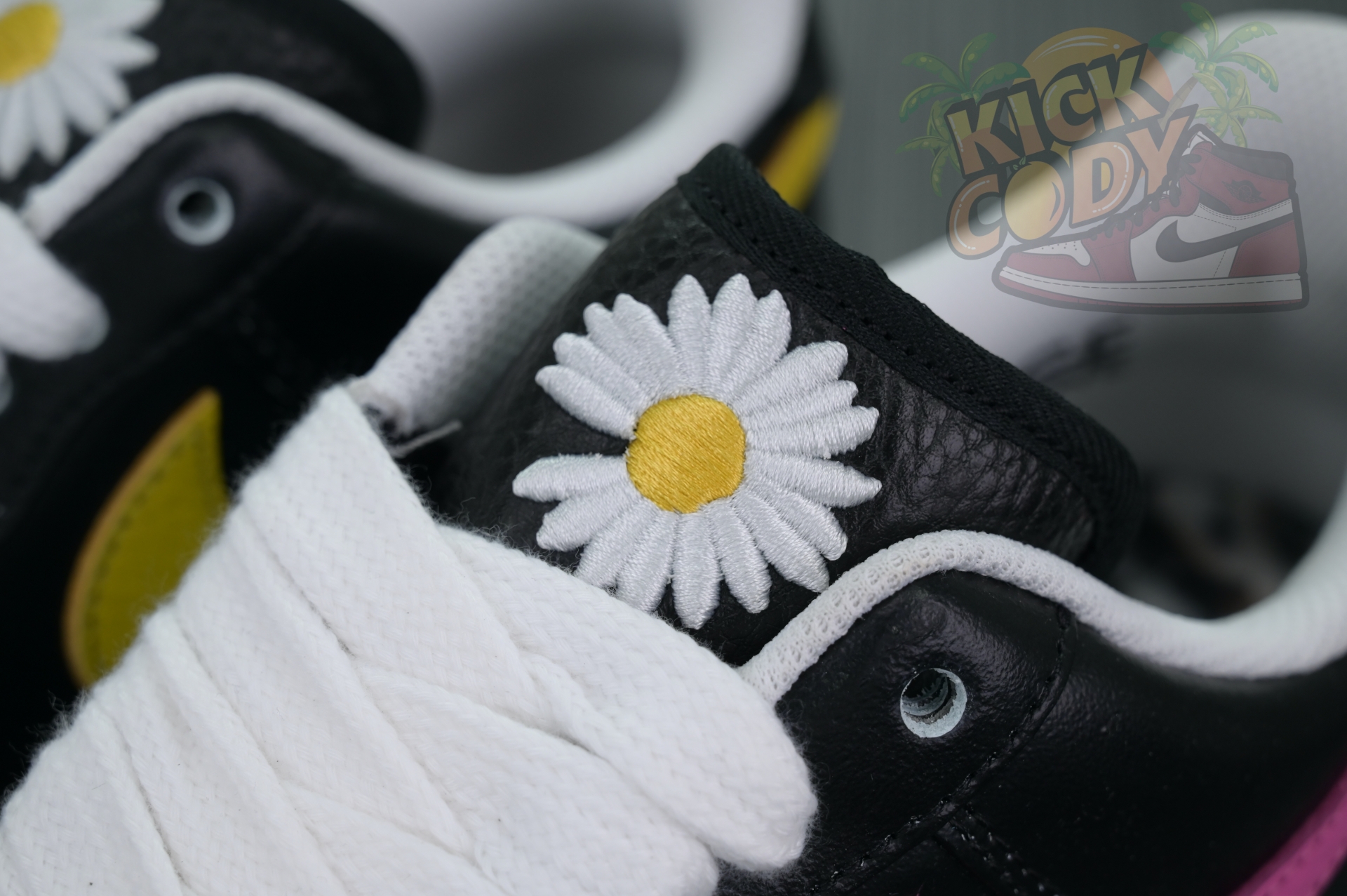 Peaceminusone x Nike Air Force 1 “Para- Noise 3.0”