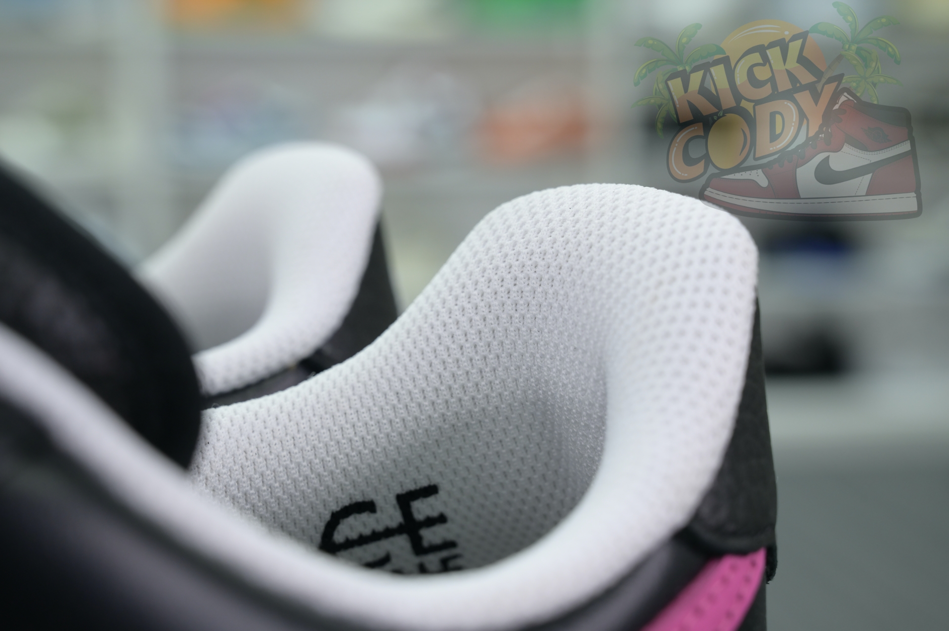 Peaceminusone x Nike Air Force 1 “Para- Noise 3.0”