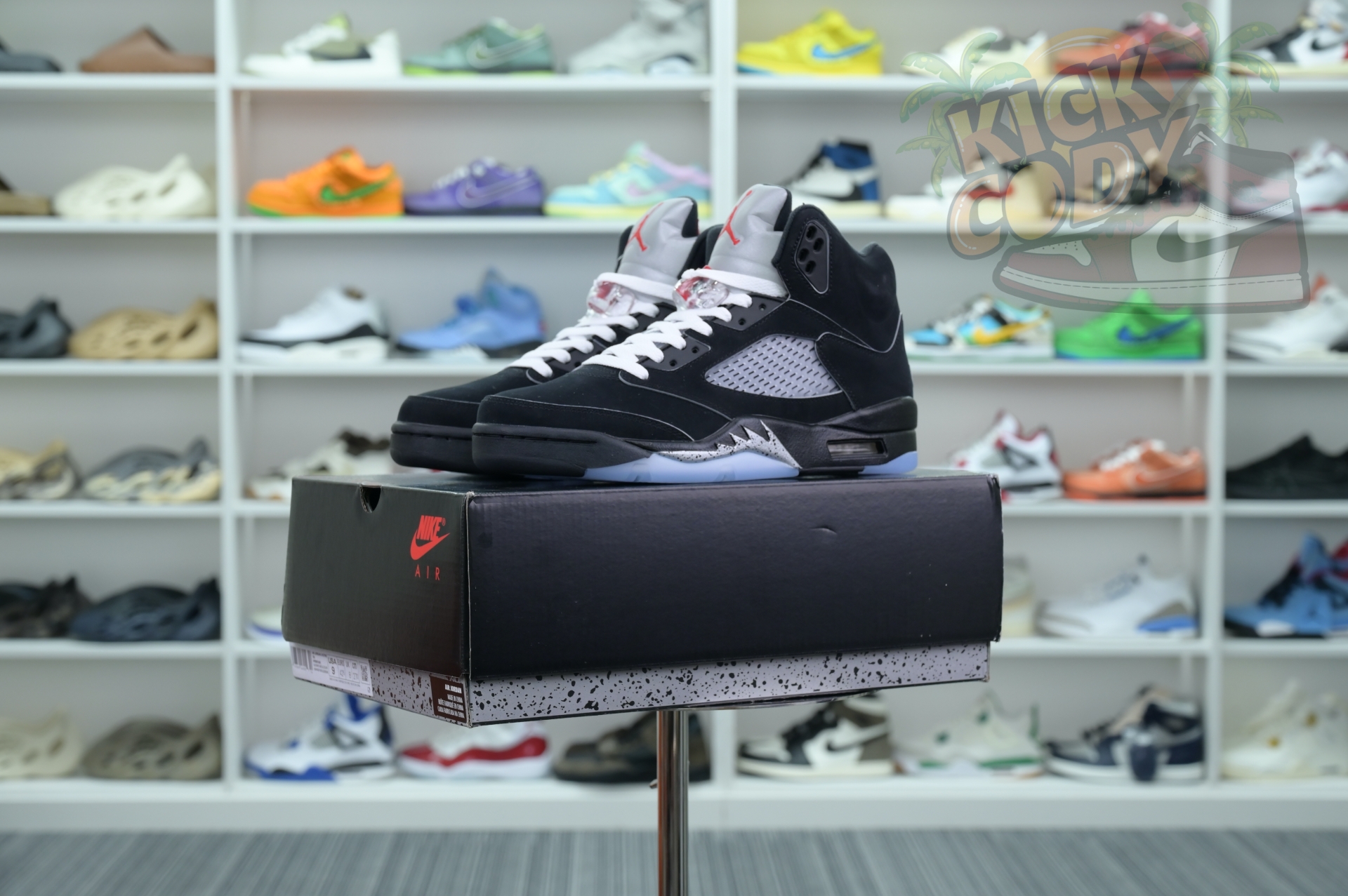 Jordan Air Jordan 5“BLACK METALLIC REIMAGINED”