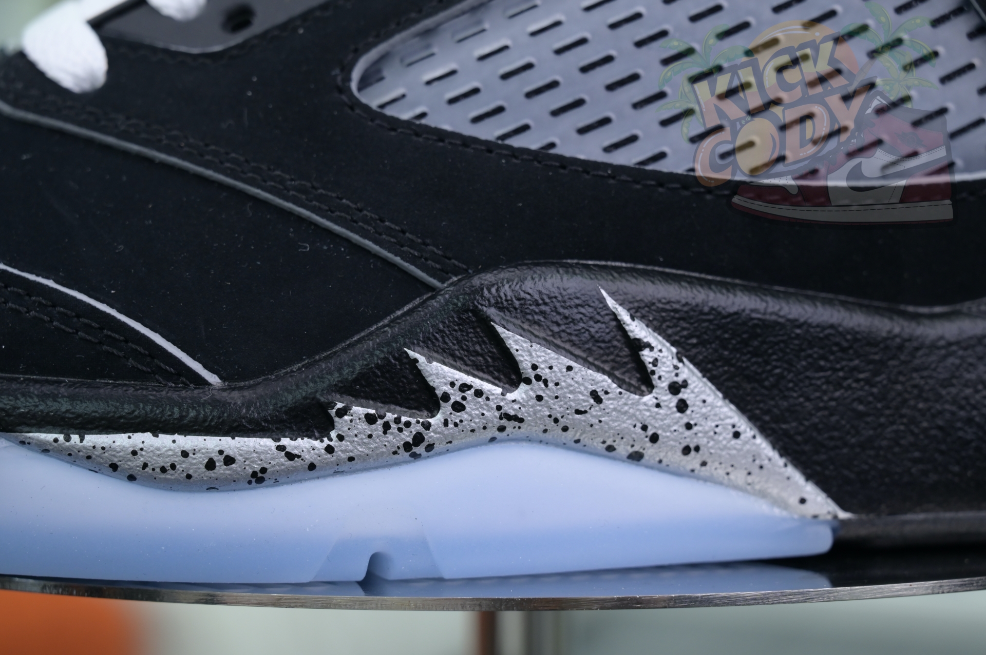 Jordan Air Jordan 5“BLACK METALLIC REIMAGINED”