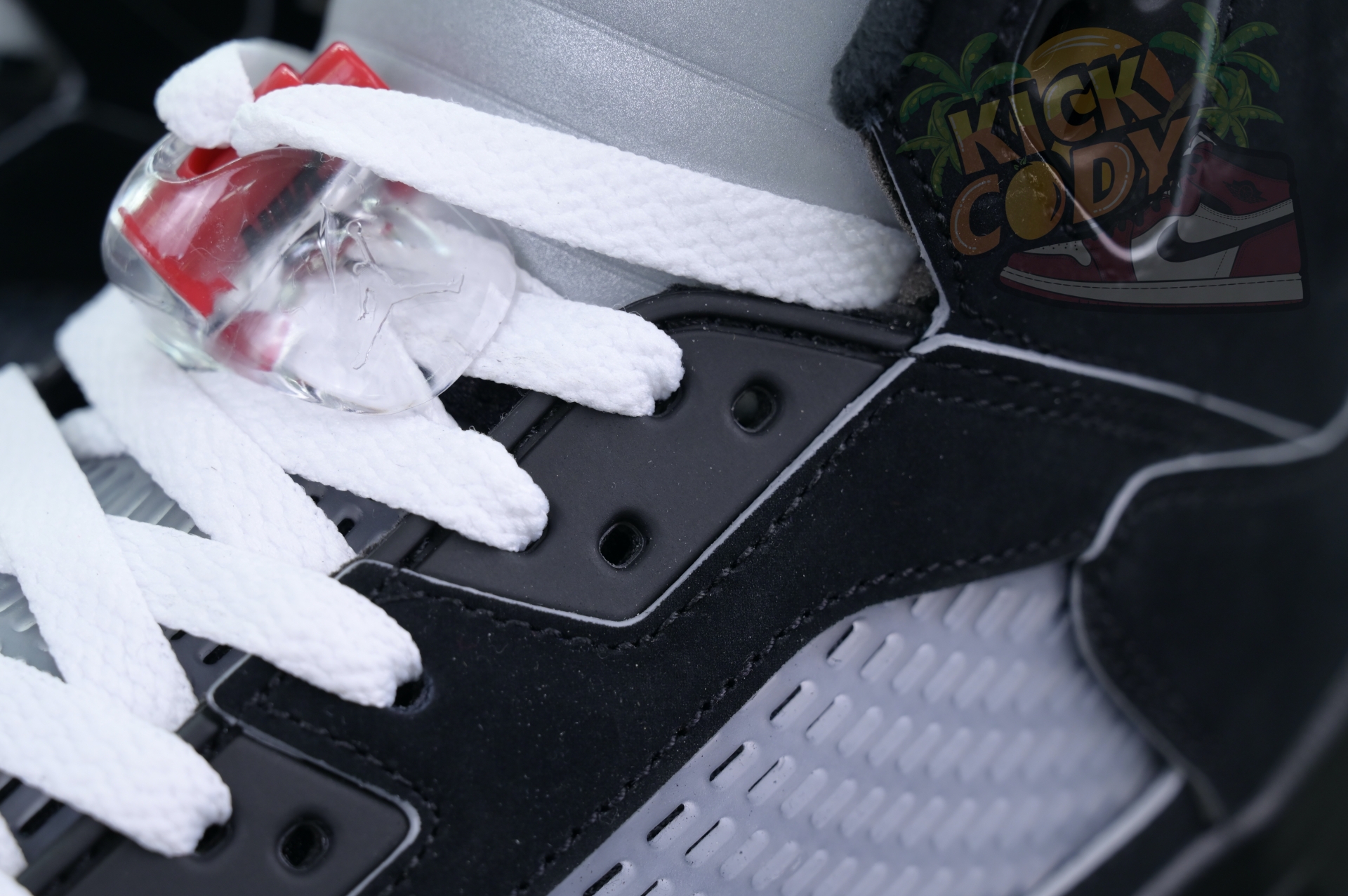 Jordan Air Jordan 5“BLACK METALLIC REIMAGINED”