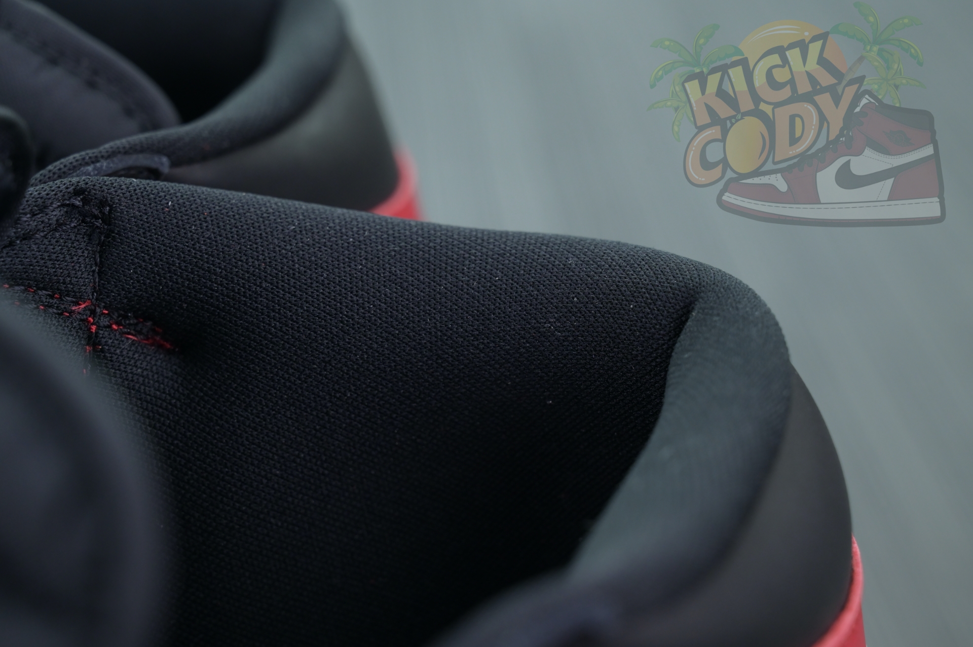 Jordan Air Jordan 1High OG“Black Toe Reimagined”