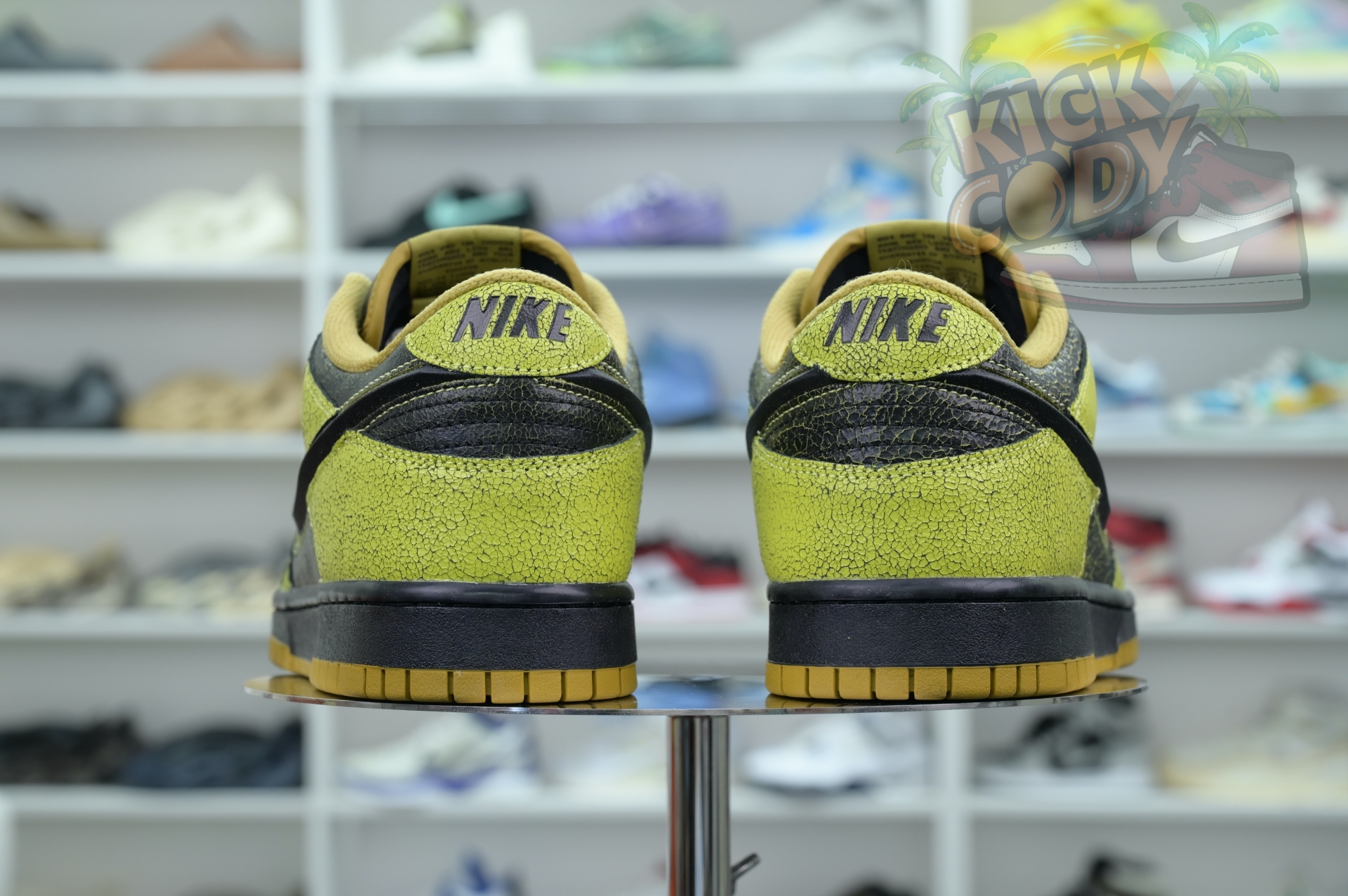 Nike Dunk Low“Halloween”