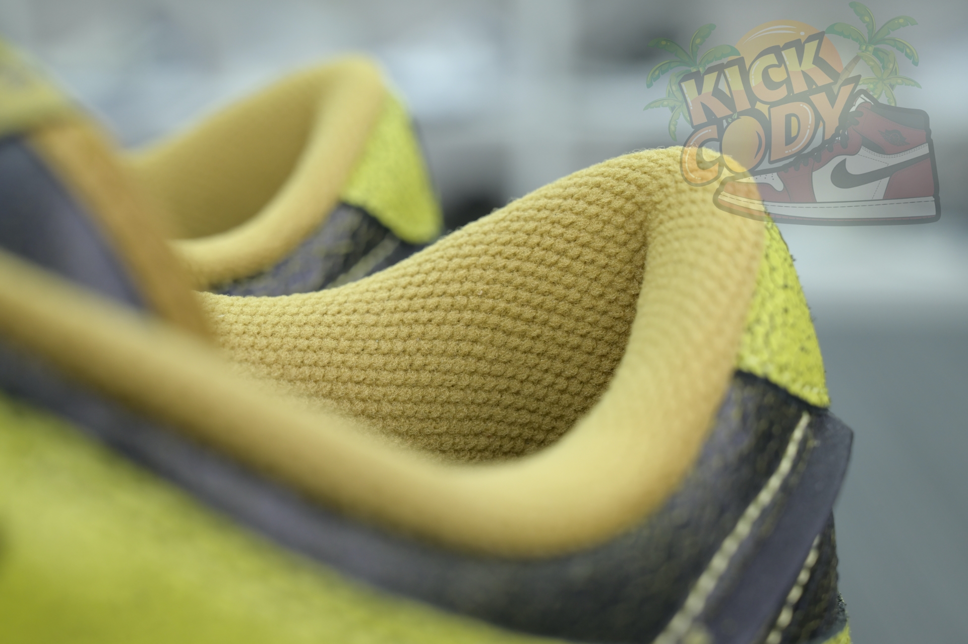 Nike Dunk Low“Halloween”