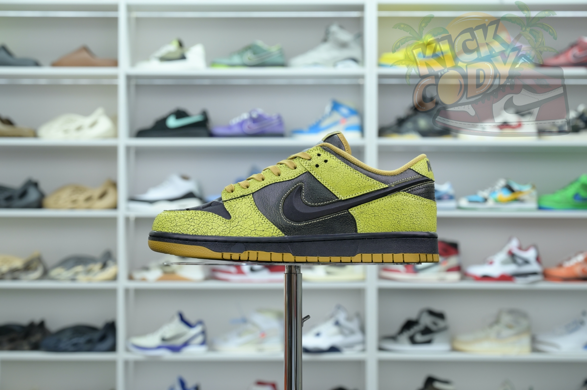 Nike Dunk Low“Halloween”