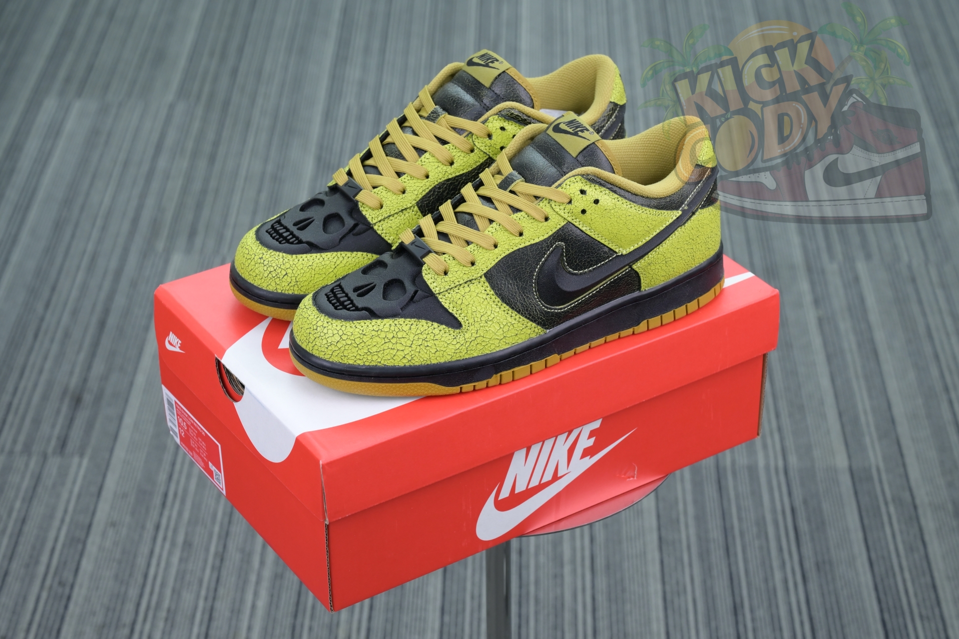 Nike Dunk Low“Halloween”