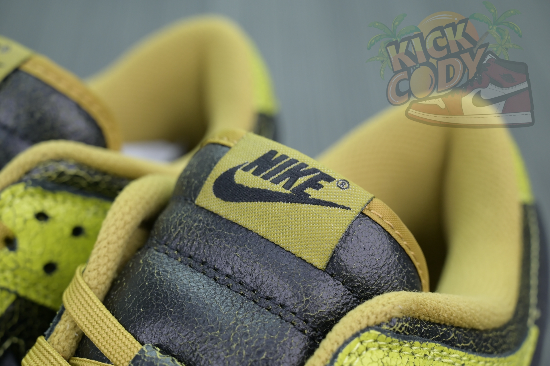 Nike Dunk Low“Halloween”