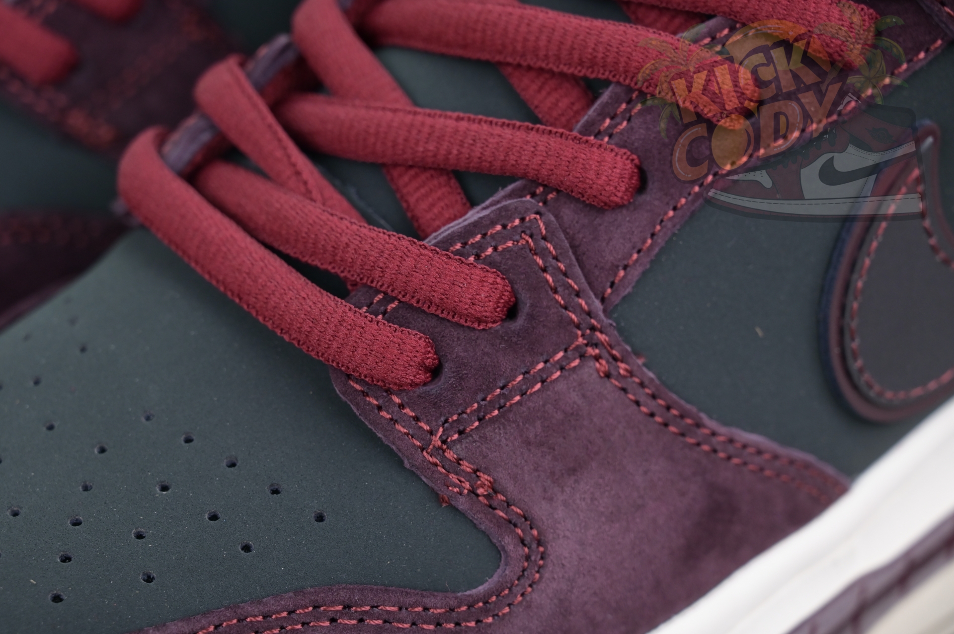 RIOT Skateshop x Nike SB Dunk Low