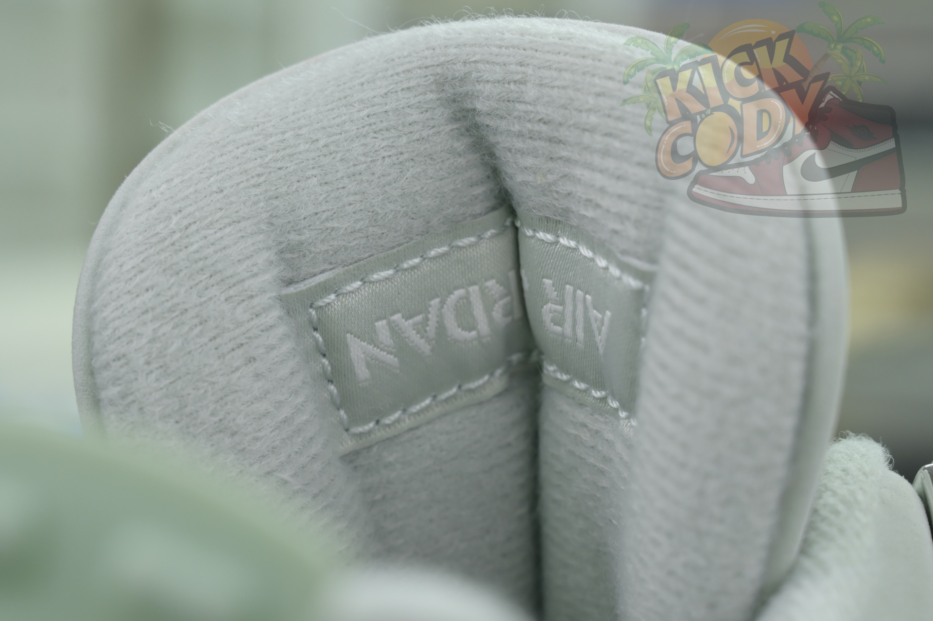 Jordan Air Jordan4“Seafoam”