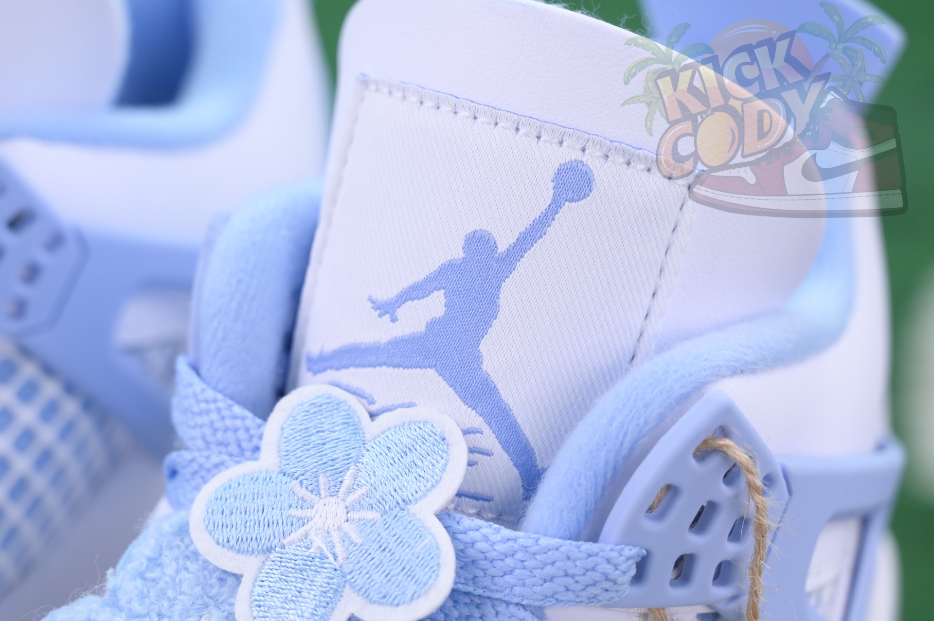 Jordan Air Jordan 4“ALUMINUM”