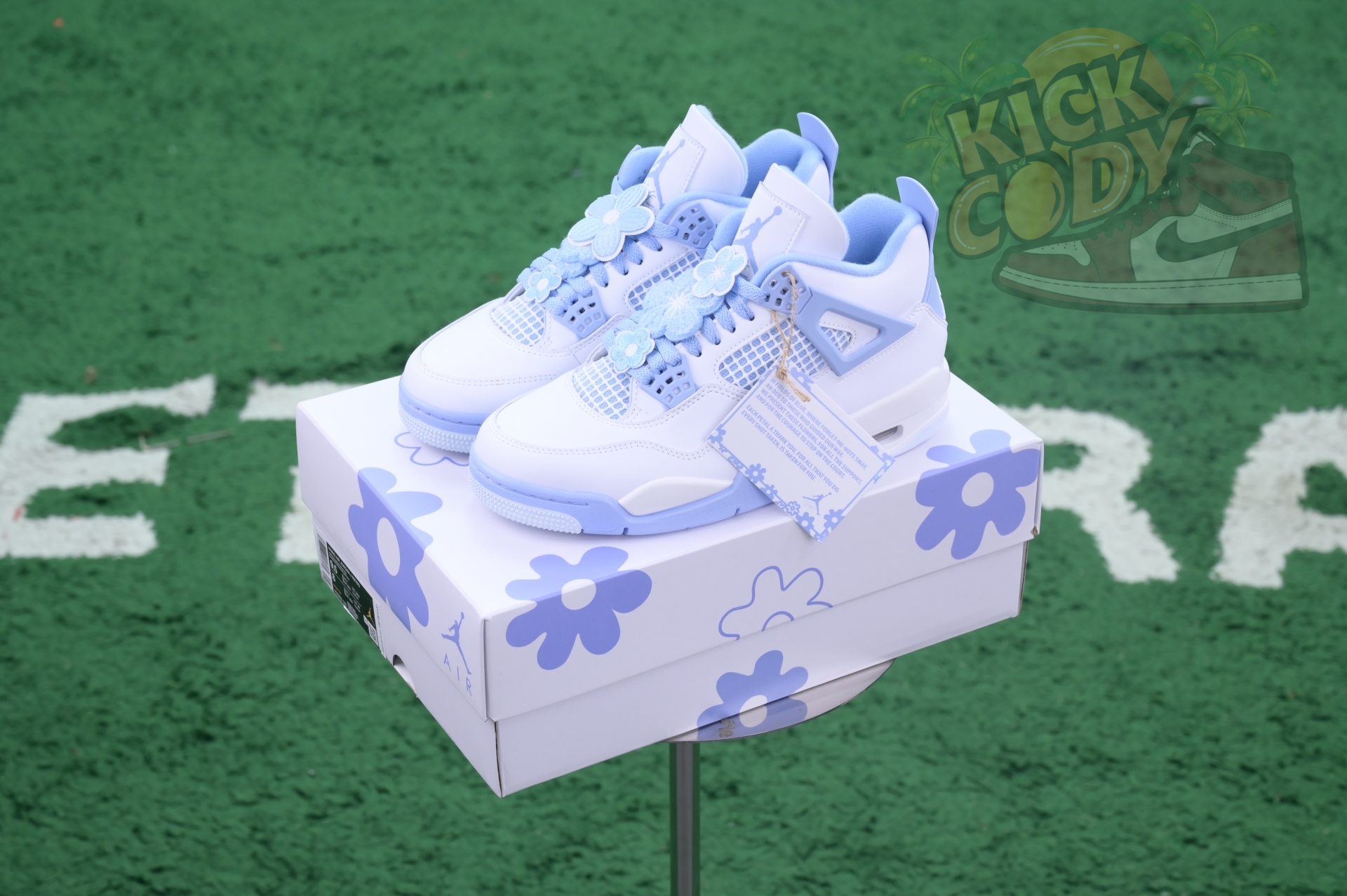 Jordan Air Jordan 4“ALUMINUM”