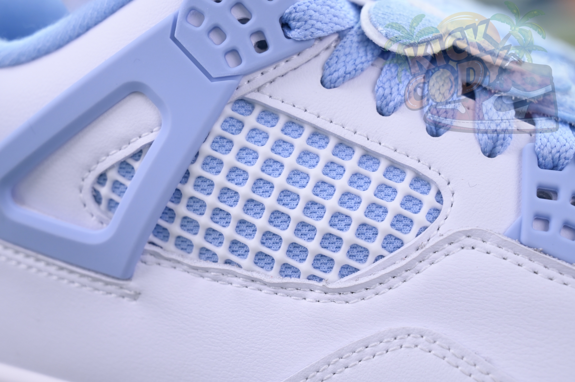 Jordan Air Jordan 4“ALUMINUM”