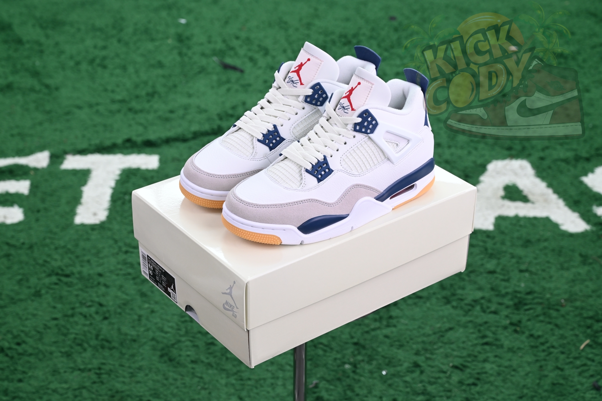 Jordan Air Jordan 4 SB “NAVY”