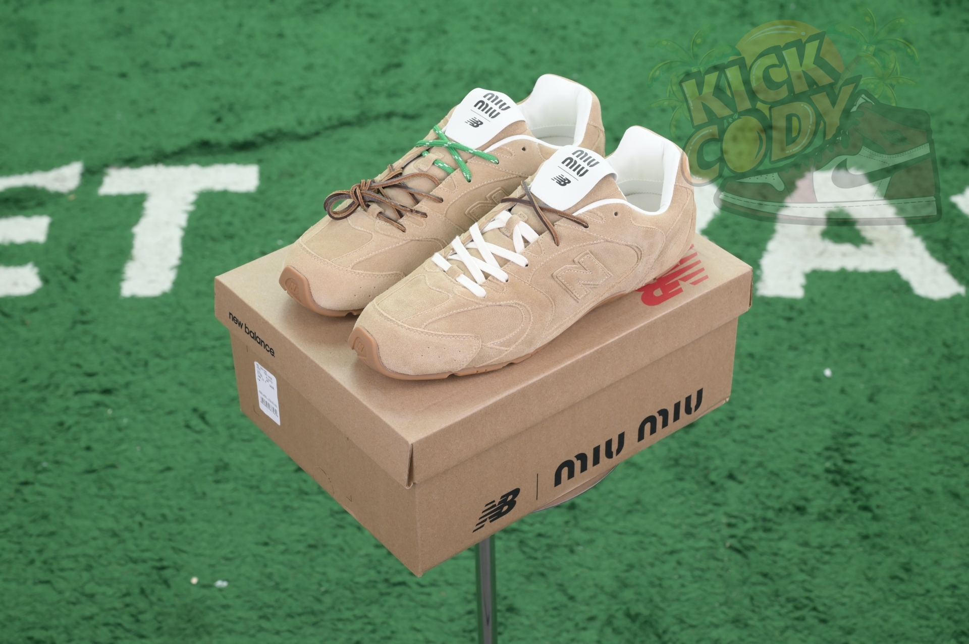 New Balance x MIU MIU NB 530 SL