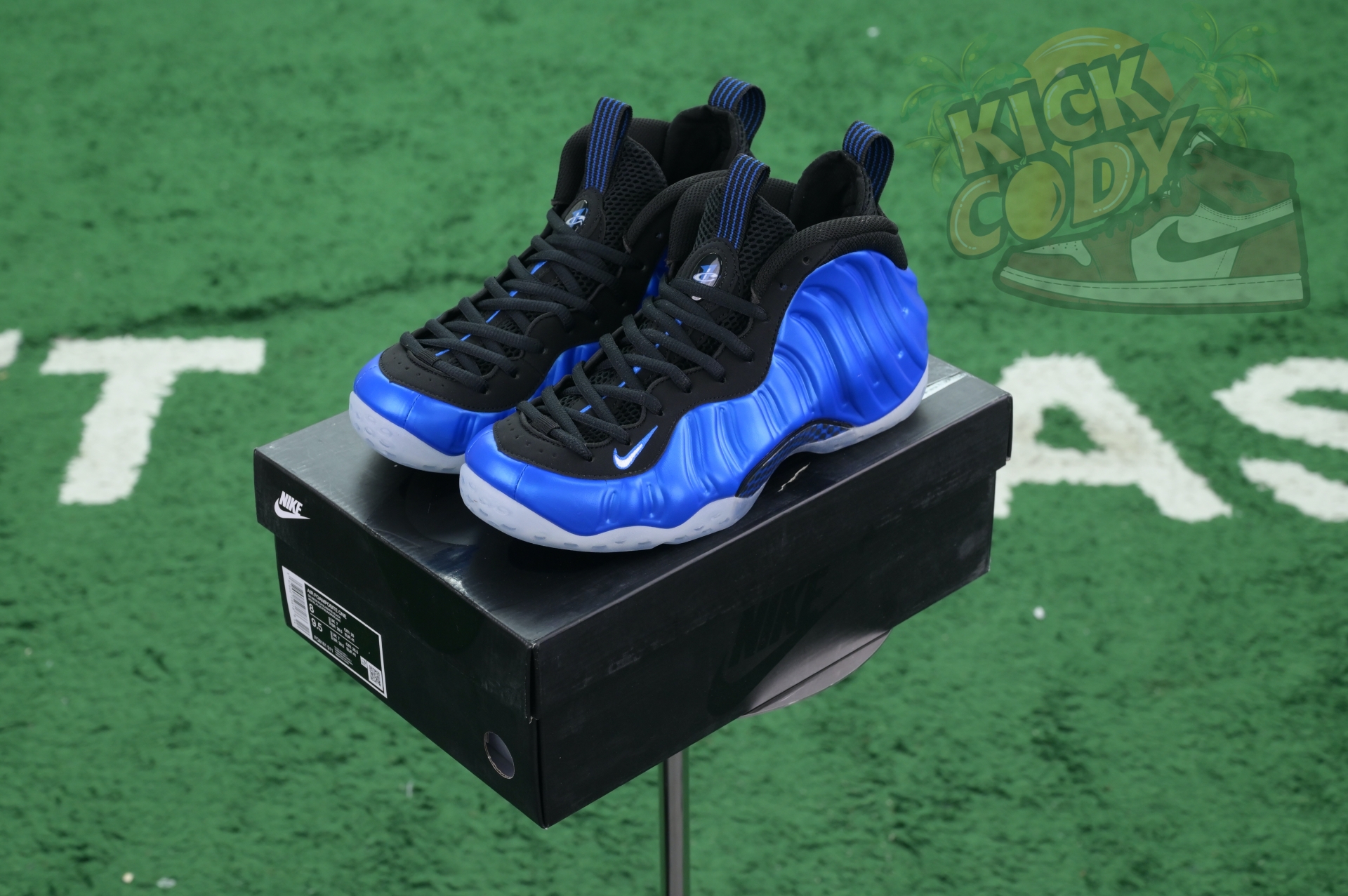 Nike Foamposite One“Dark Neon Royal”