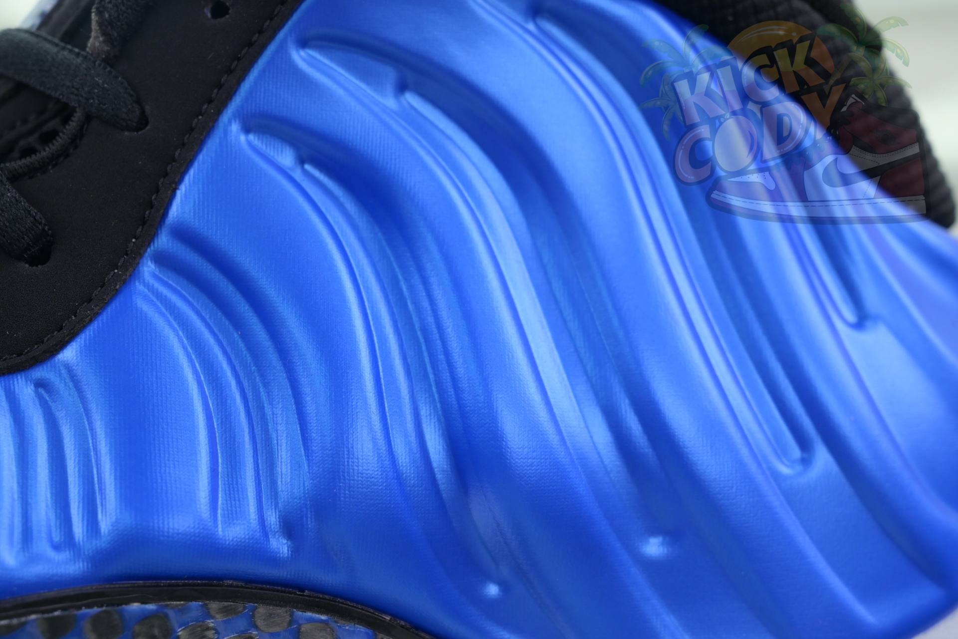 Nike Foamposite One“Dark Neon Royal”