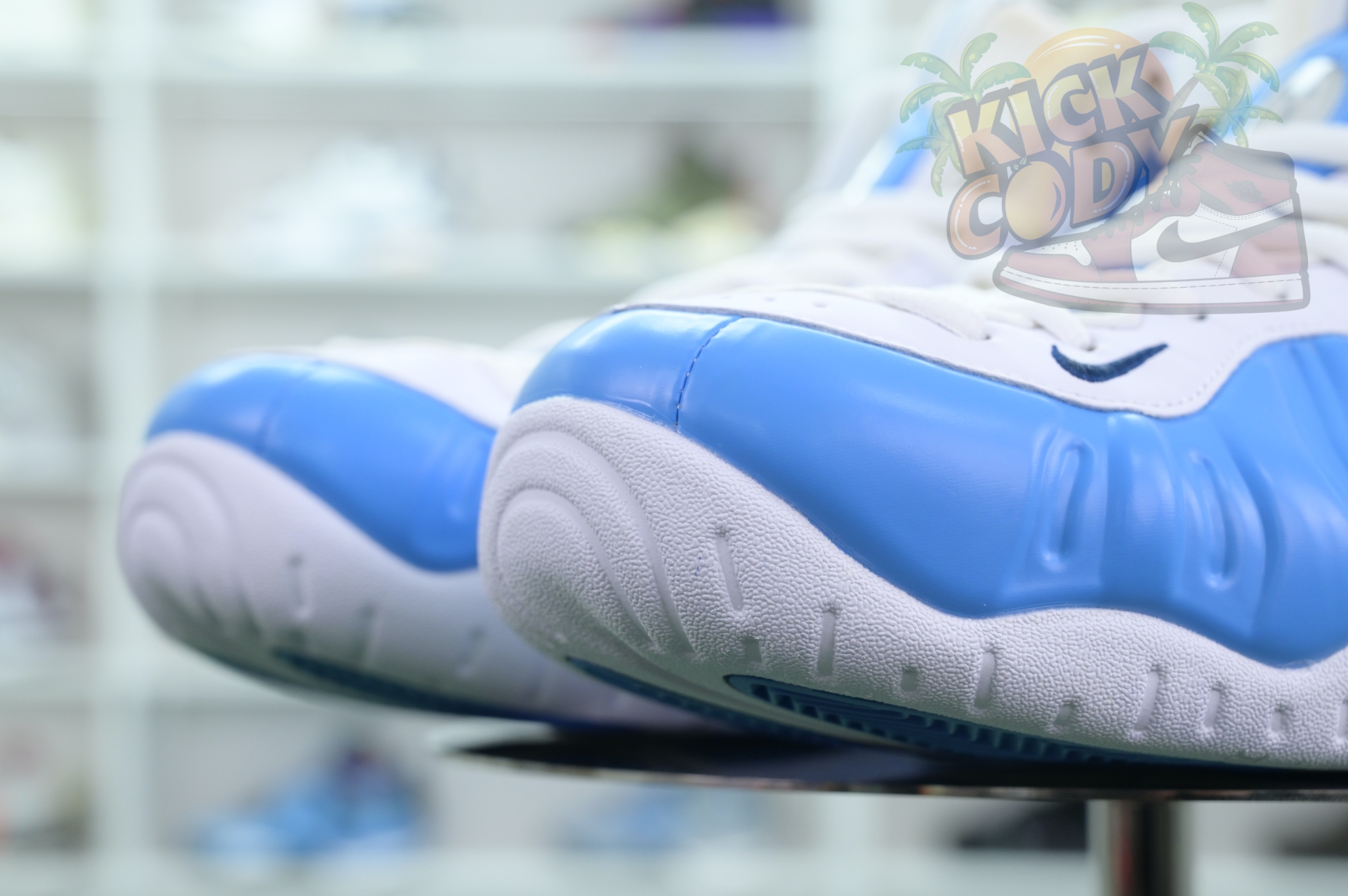 Nike Foamposite Pro University Blue