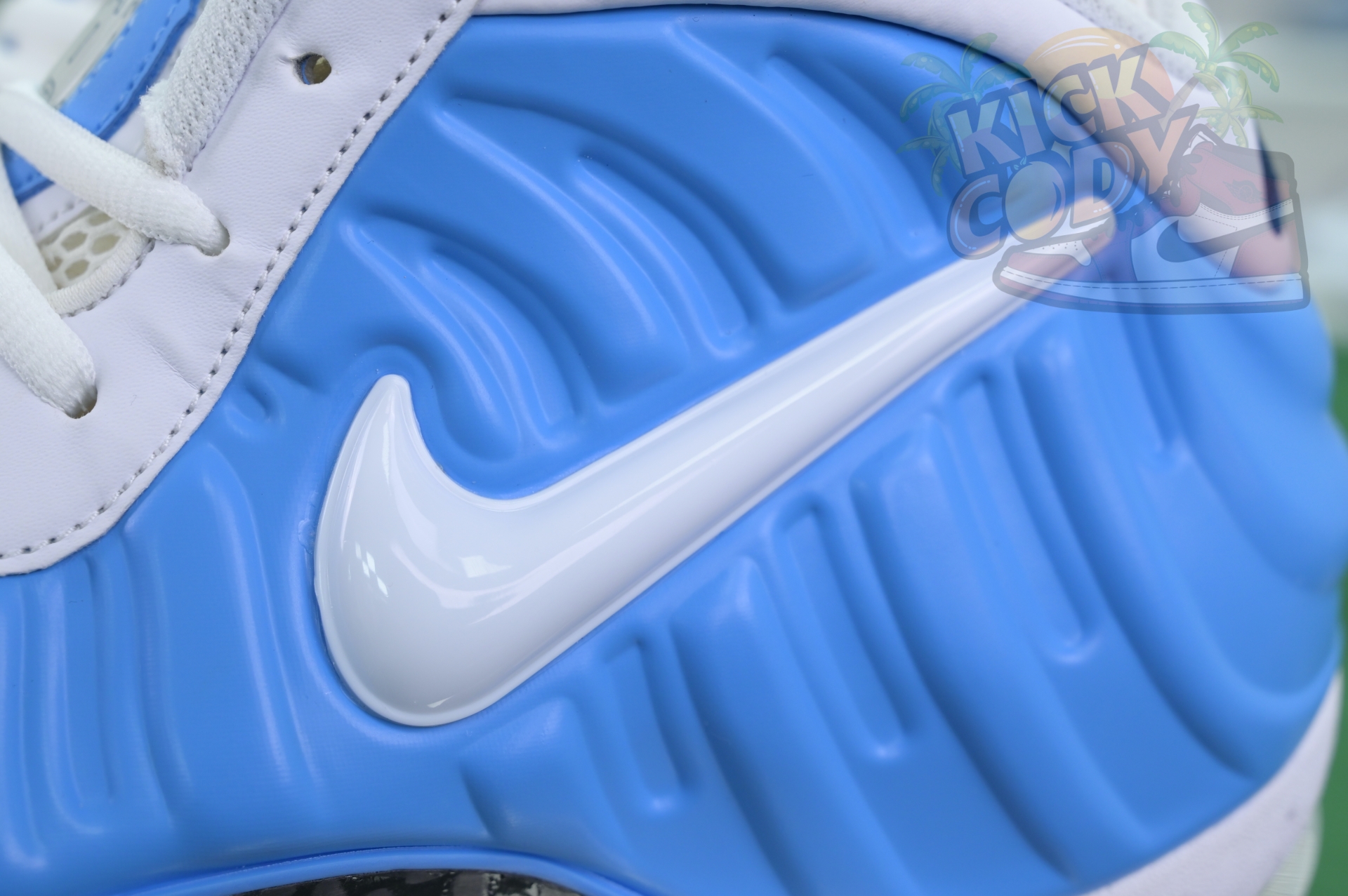 Nike Foamposite Pro University Blue