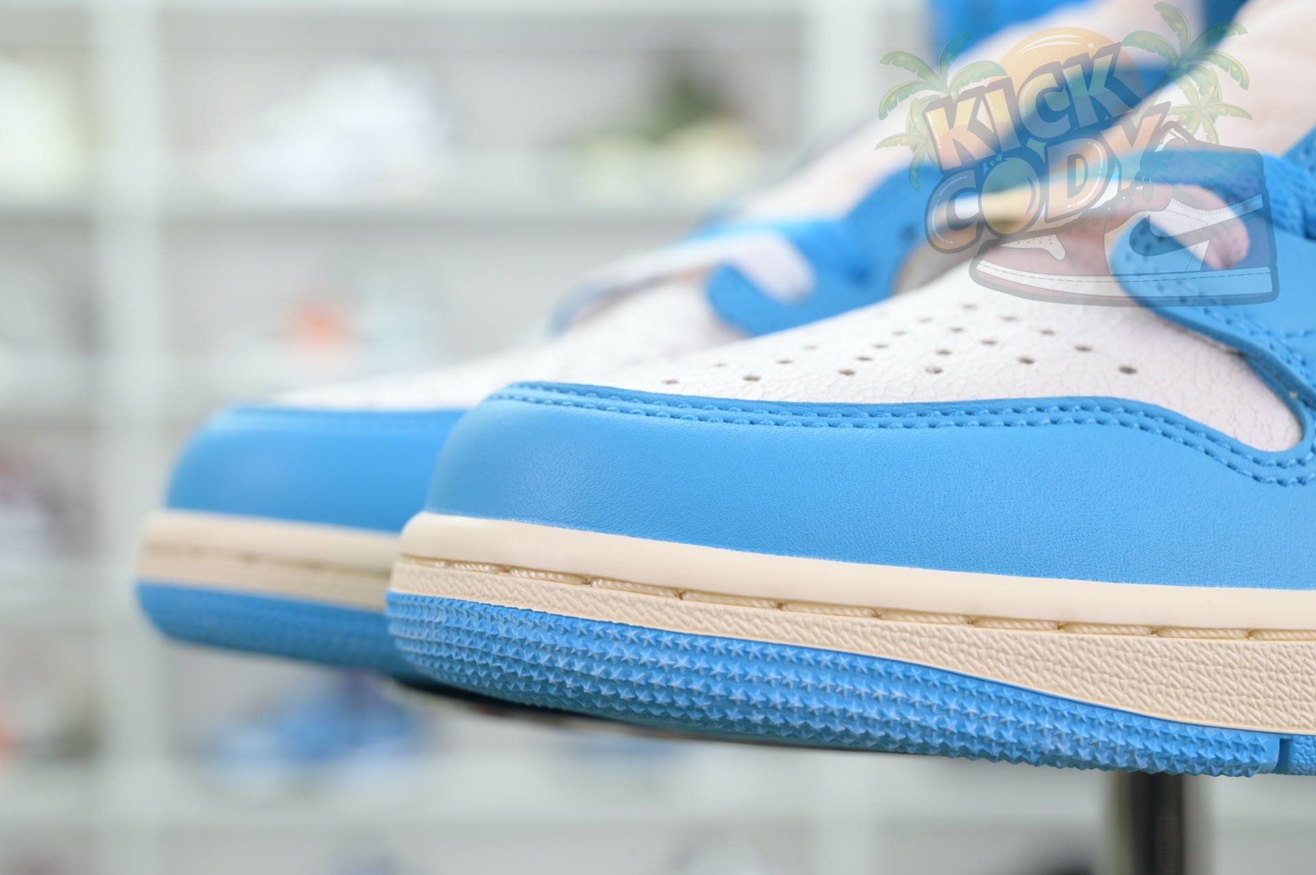 Air Jordan 1 High OG“UNC Reimagined”