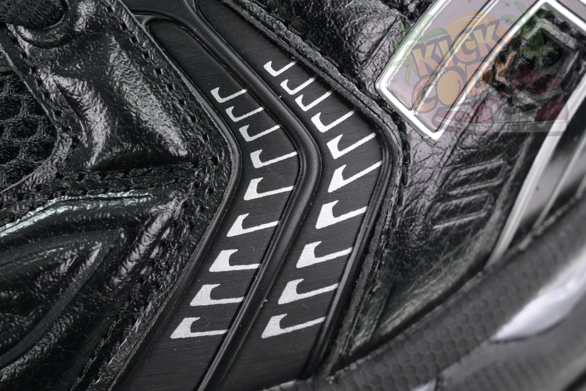 Asics Gel-Kayano 14 Y2K