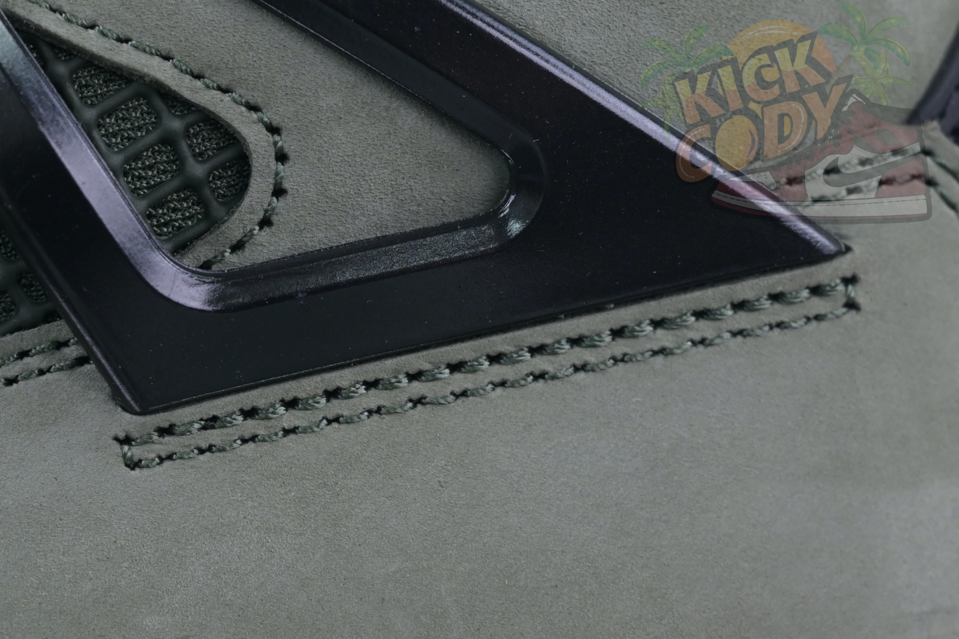 UNDEFEATED x Jordan Air Jordan 4  B1519-200