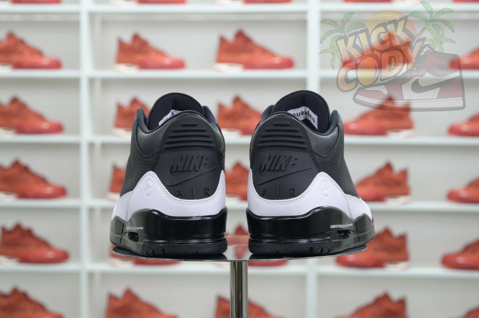 Fragment Design x Jordan Air Jordan 3“Black/ White”  DA3595-001