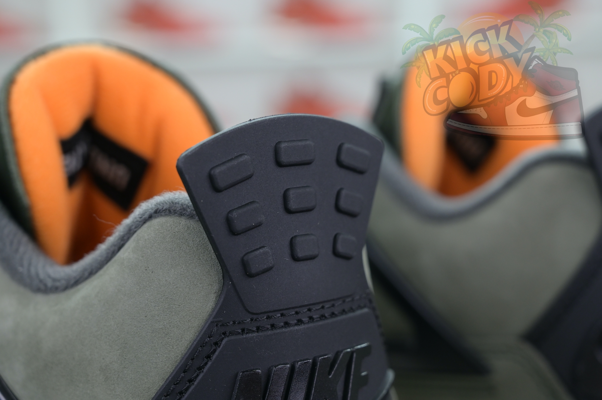 UNDEFEATED x Jordan Air Jordan 4  B1519-200