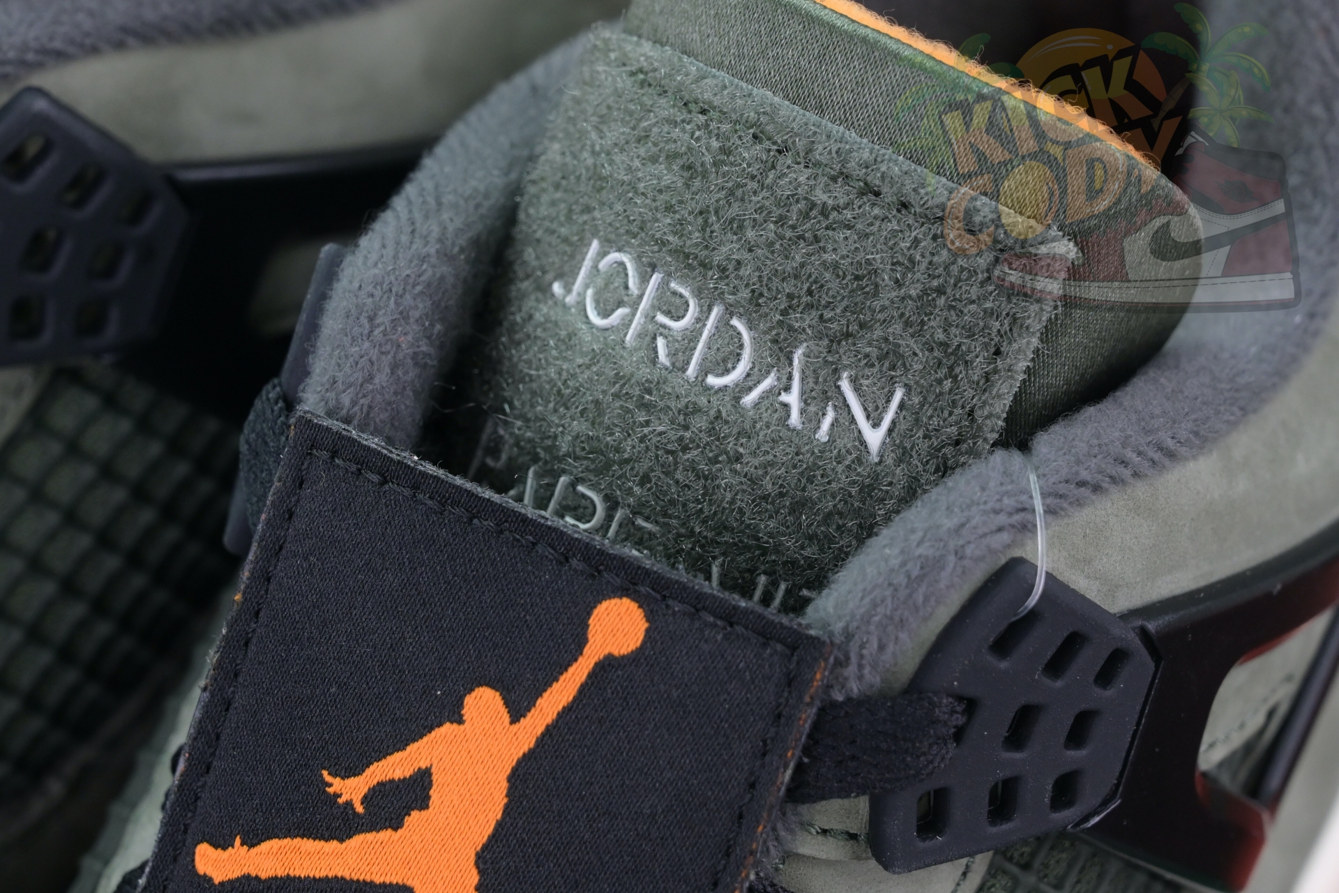 UNDEFEATED x Jordan Air Jordan 4  B1519-200