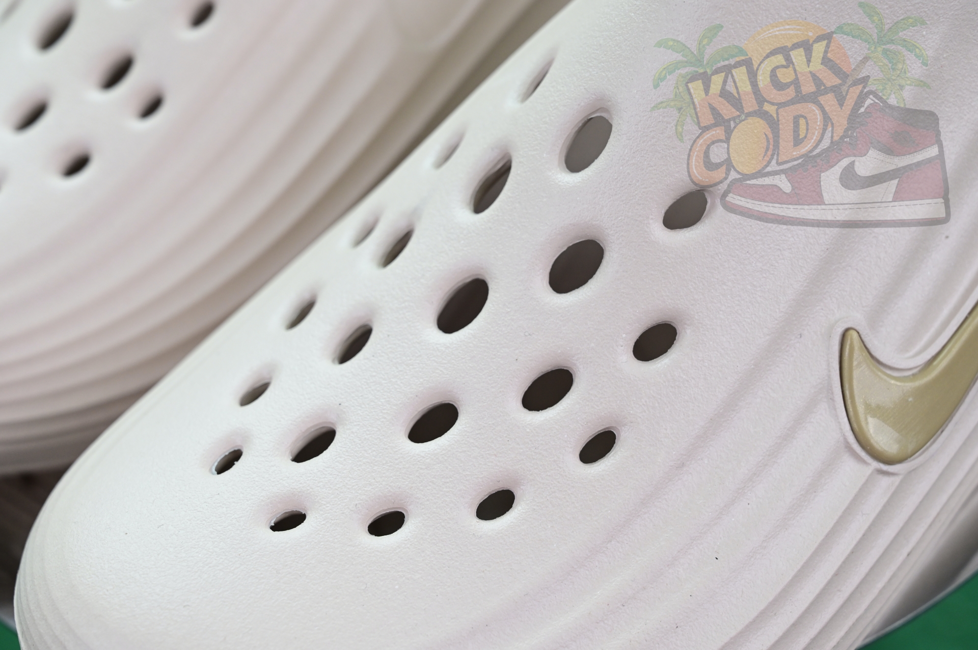 Nike ReactX Rejuven8 Light Orewood Brown HV5060-100