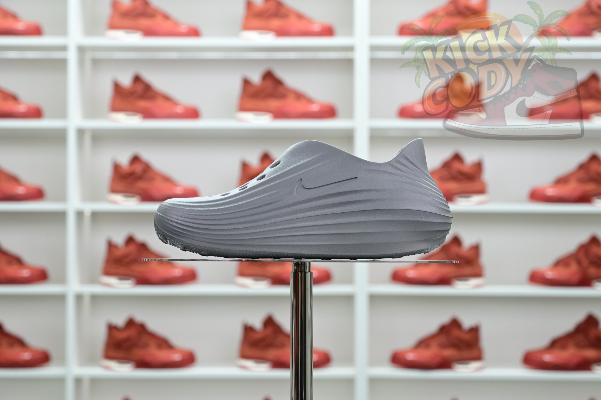 Nike ReactX Rejuven8  HV5060-002